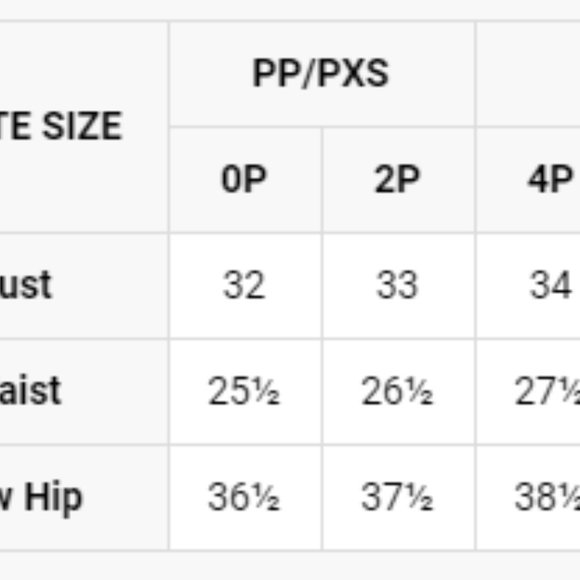 Crown & Ivy scalloped shorts 4P - Picture 10 of 10